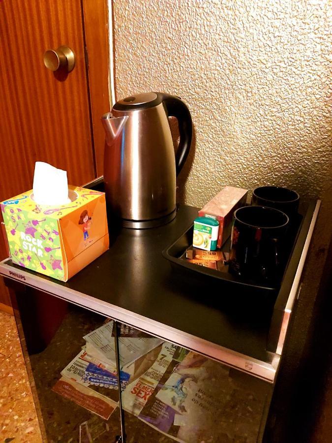 Alicante Room And Gayfriendly ภายนอก รูปภาพ